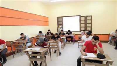 التعليم‭ ‬تحاصر‭ ‬‮«‬أولاد‭ ‬الأكابر‮»‬‭ ‬داخل‭ ‬أسوار‭ ‬الجامعات