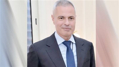 «عادل» يشيد بجهود العاملين والالتزام بتطبيق أعلى معايير الجودة والسلامة الدولية