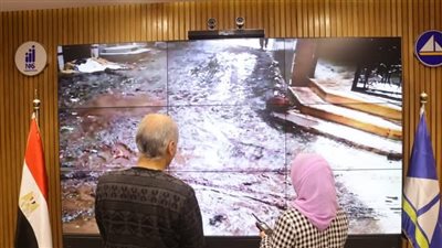 نائب محافظ دمياط توجه بسرعة سحب مياه الأمطار من الشوارع 