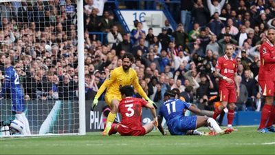 نجم ليفربول يقترب من برينتفورد مقابل 18 مليون إسترليني