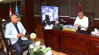 محافظ الغربية يهنئ مركز طب الأسرة بحانوت لحصوله على  اعتماد “GAHAR” 