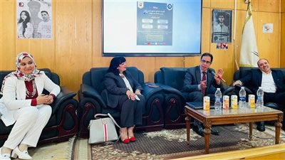 ندوة توعوية حول الدارك ويب والتنمر الإلكتروني بإعلام بني سويف