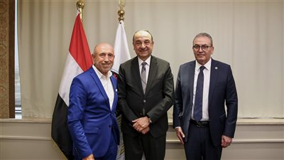 وزير قطاع الأعمال يبحث مع شاهينلر القابضة التركية فرص التعاون والاستثمار