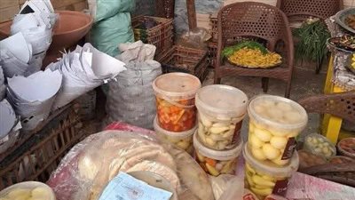 بيئة الشرقية: 306 محضرًا وإعدام طن ونصف من الأغذية الفاسدة