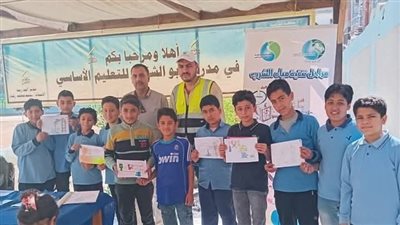 قافلة مائية تخدم أهالي 