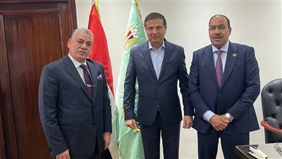 وزير الزراعة: النواب من أهم حلقات الوصل بين الوزارة والمزارعين في دوائرهم