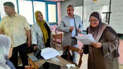 وكيل تعليم الشرقية يتابع انتظام الدراسة.. ويشيد بالأنشطة والمبادرات ببلبيس