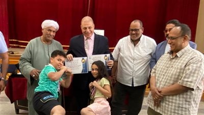 تعليم قنا تكرم الحاصلين على المركز الاول جمهوريا في الكيك بوكسينج