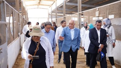 بحوث الصحراء يبحث مع وفد 