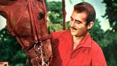 حدث في مثل هذا اليوم.. رحيل فارس السينما أحمد مظهر 