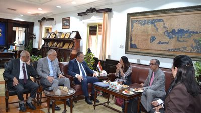 رئيس جامعة الاسكندرية  يستقبل وفد هيئة الفولبرايت لبحث سبل التعاون