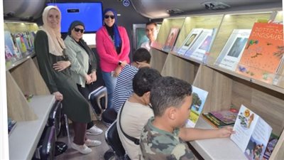 المكتبة المتنقلة بمكتبة مصر الجديدة تحط رحالها بالتجمع الخامس.. اليوم