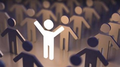 استشارية نفسية: حرية التعبير لا تبرر تعرية الجسد أو العقول