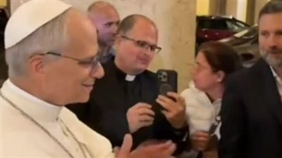 العالم يرحّب بأول بابا أمريكي: بداية عهد البابا ليون الرابع عشر بدعوة للسلام والتقارب