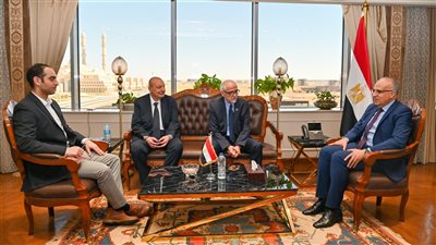 وزير الري يبحث مع معهد البحر المتوسط للمياه تعزيز التعاون البحثى