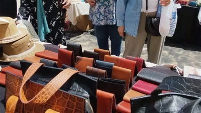 منتجات يدوية مبدعة في معرض الزهور.. مشاركة متميزة لأندية الفتاة والمرأة بالشرقية