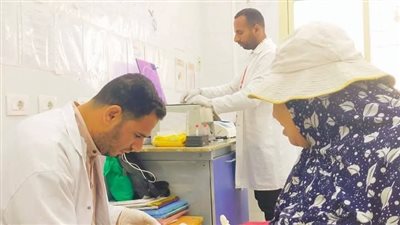 قافلة طبية بقرية القصبي شرق صان الحجر تقدم خدماتها لـ 2180 مواطن