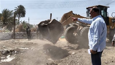 استرداد 79 فدانًا وإزالة التعديات على أراضي الدولة بالفيوم