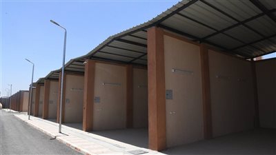  استمرار أعمال إنشاءات شادرين بمركز قنا.. ومواعيد الانتهاء غير مُعلنة 