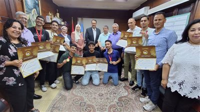وكيل تعليم الغربية يكرم الطلاب الفائزين بالمعرض الجمهوري