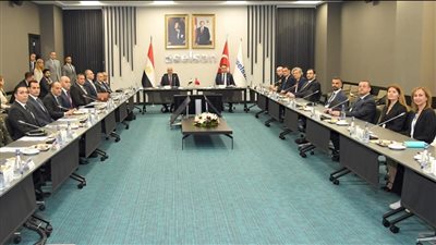 الفريق أحمد خليفة يعود إلى أرض الوطن بعد انتهاء زيارته الرسمية لدولة تركيا