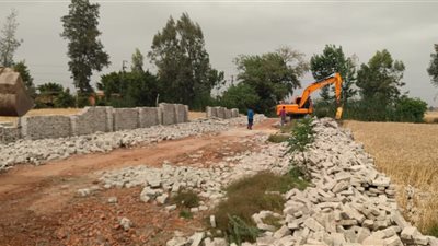 محافظ كفرالشيخ يتابع إزالة التعديات  ومخالفات البناء بمركز دسوق