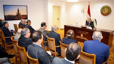 وزير الخارجية يلتقي بقيادات وأعضاء السلك الدبلوماسي والقنصلي