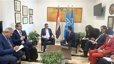 وزير الزراعة يلتقي ومدير عام منظمة 