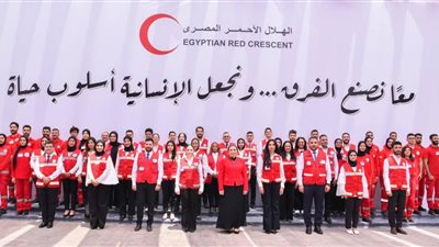 السيده انتصار السيسي رئيسا شرفيا للهلال الأحمر 