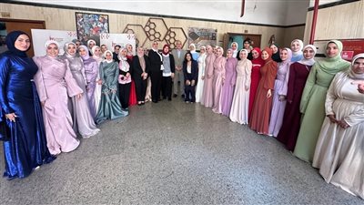 عرض أزياء على المانيكان لطلاب ذوي الهمم بـ «نوعية طنطا»