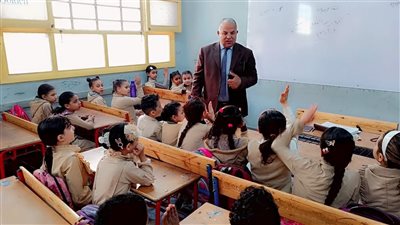 وكيل الوزارة يواصل الجولات الميدانية بمدارس الفيوم