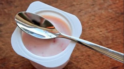 أسرار أطول معمّرة في العالم.. كانت تتناول هذه الكمية من الزبادي 