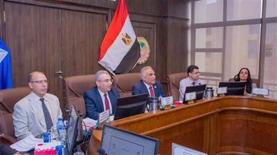 رئيس جامعة طنطا يشارك في اجتماع مجلس كلية الهندسة