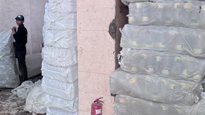  ضبط 20 طن زيت طعام ودقيق فاخر مجهولي المصدر بالمنوفية