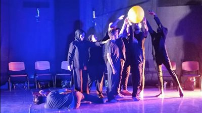 مبادرة «ضي» لفنون الأداء والمسرح الدامج تقدم عرضها الثالث «الفريق» 