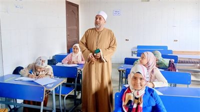  طلاب الأزهر يؤدون امتحاناتهم في أجواء مستقرة.. ولا شكاوى في أول يوم