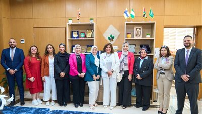 بنك قناة السويس يشارك في احتفالية اليوم العالمي للمرأة بجامعة الجلالة