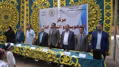 نائب محافظ الأقصر يدشن مركز الموهوبين والتعلم الذكى بمدرسة نجع الدار
