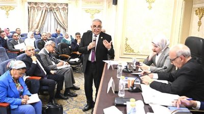 رئيس جامعة طنطا يستعرض الموازنة المقترحة للعام المالي 2025/2026