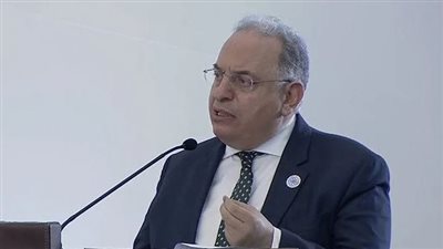 بعد رفع العقوبات الأمريكية... وزير المالية السوري يرحّب بالمستثمرين