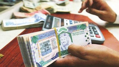الريال السعودي يسجل 208 قروش في تعاملات اليوم