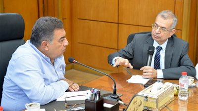 محافظ الدقهلية خلال لقائه بالصحفيين : اهتمام بالغ من قبل الدولة بالانتهاء من ملفات التصالح