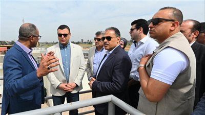 وزير الإسكان ومحافظ الشرقية يبدآن جولة تفقدية بعدد من مشروعات المياه بالمحافظة