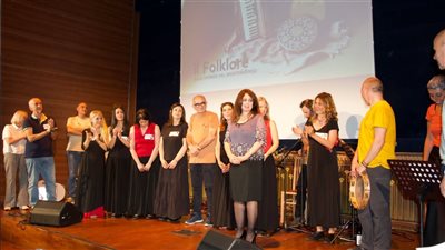 ‏رانيا يحيى تستضيف فرقة فولكلور إيطالي لتعزيز العلاقات المتبادلة بين مصر وإيطاليا  ‏