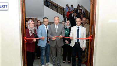 رئيس جامعة المنصورة يفتتح مجمع الاختبارات الإلكترونية بكلية التجارة