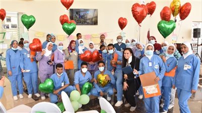 صور| أورام الاقصر تحتفل بصناع الأمل في اليوم العالمي للتمريض