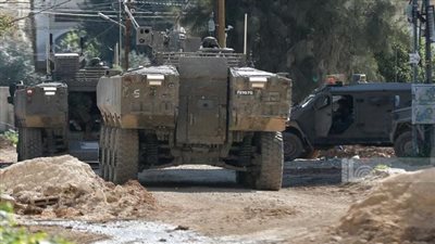 الاحتلال الاسرائيلي تواصل تشديد إجراءاتها العسكرية على حاجز بيت فوريك شرق نابلس