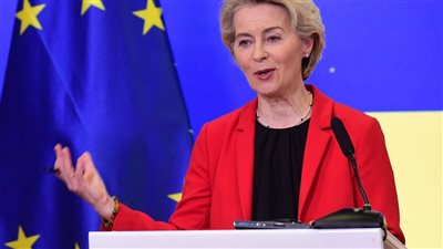 المفوضية الأوروبية: رفض بوتين لقاء زيلينسكي يستدعي تشديد العقوبات على روسيا