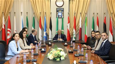 الأكاديمية العربية وجامعة بلمونت الأمريكية توقعان مذكرة تفاهم للتعاون التعليمي والتبادل المعرفي