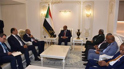 مجلس السيادة الفريق إبراهيم جابر يلتقي الأمين العام للجامعة العربية